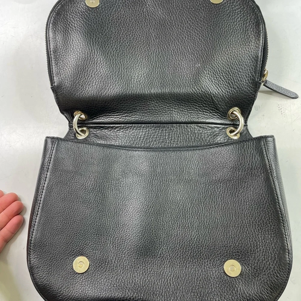 Henri Bendel Black Pebble Leather Zipper Flap Handbag Messenger Satchel Bag